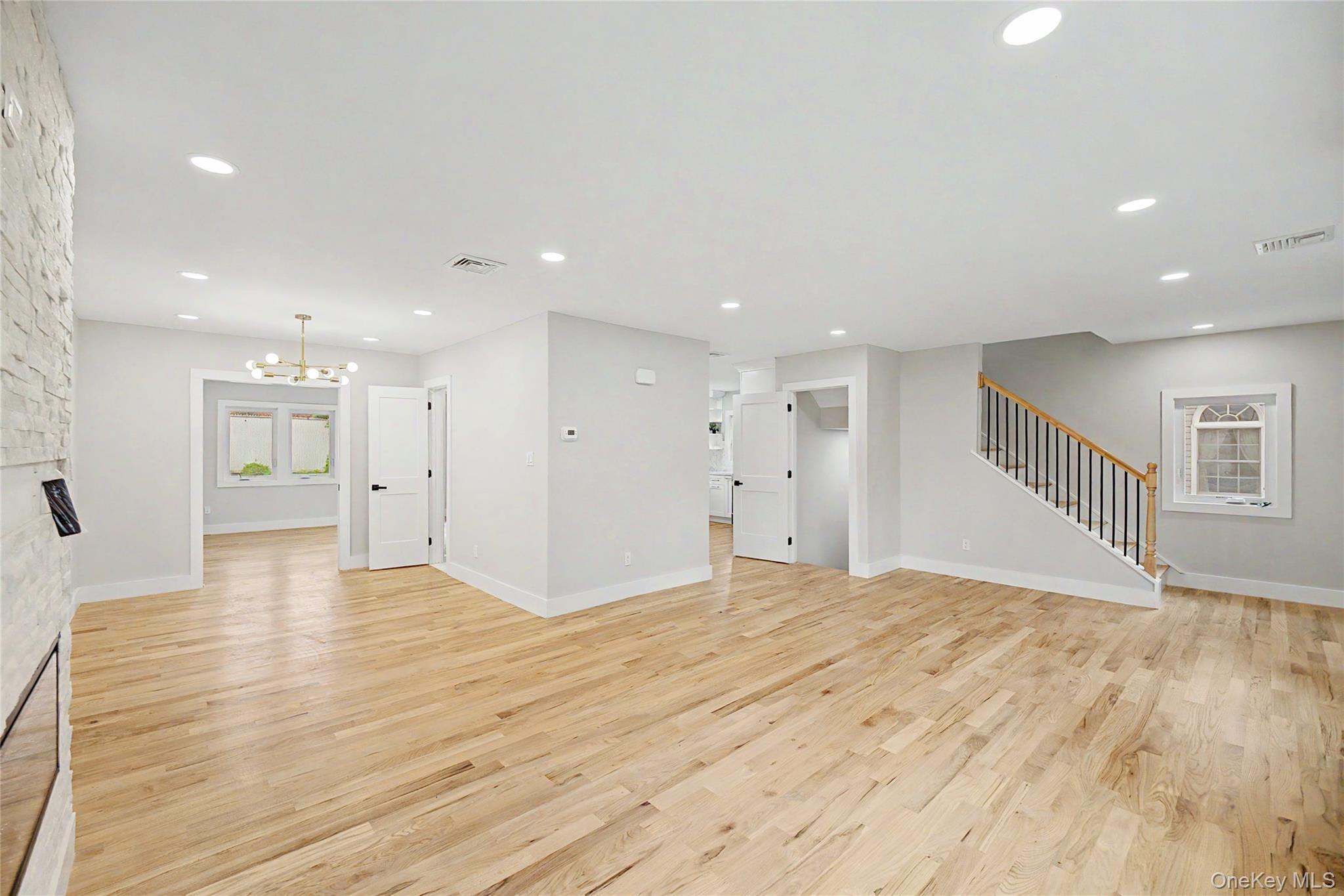 105 Moore Street Property Photo 22