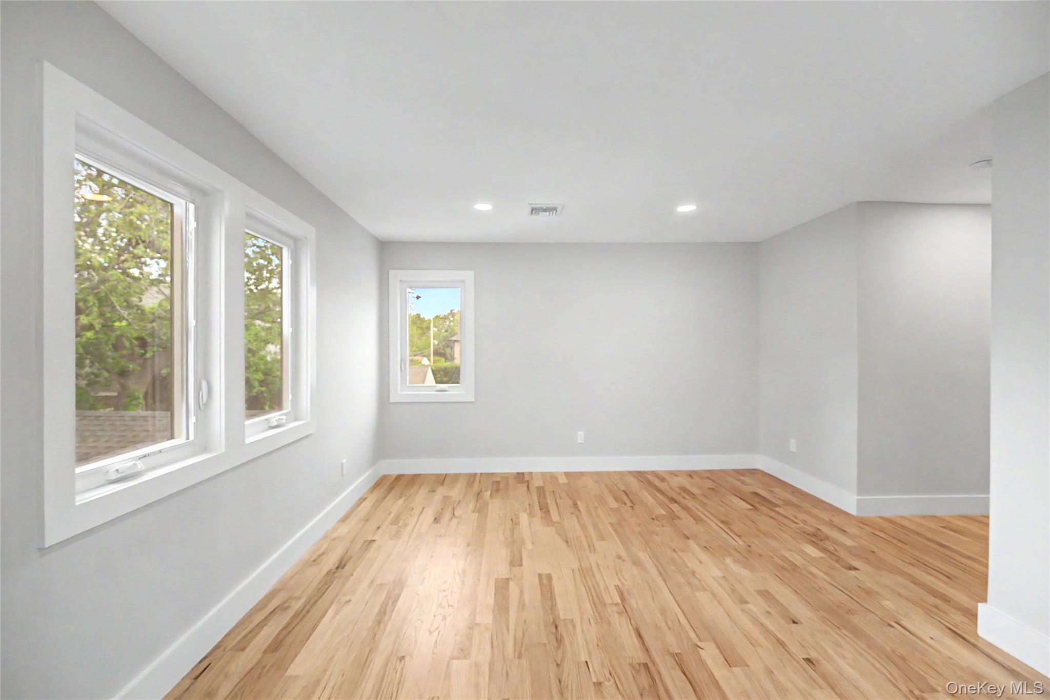 105 Moore Street Property Photo 27