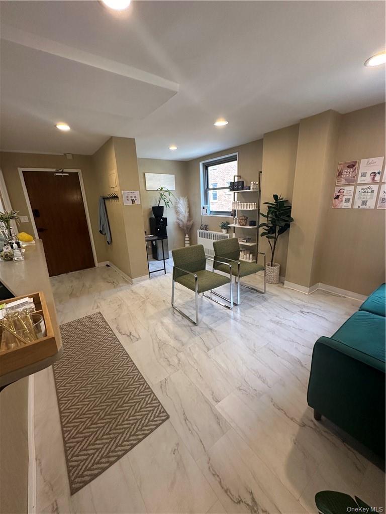 56 Doyer Avenue 1e & 1f Property Photo 2