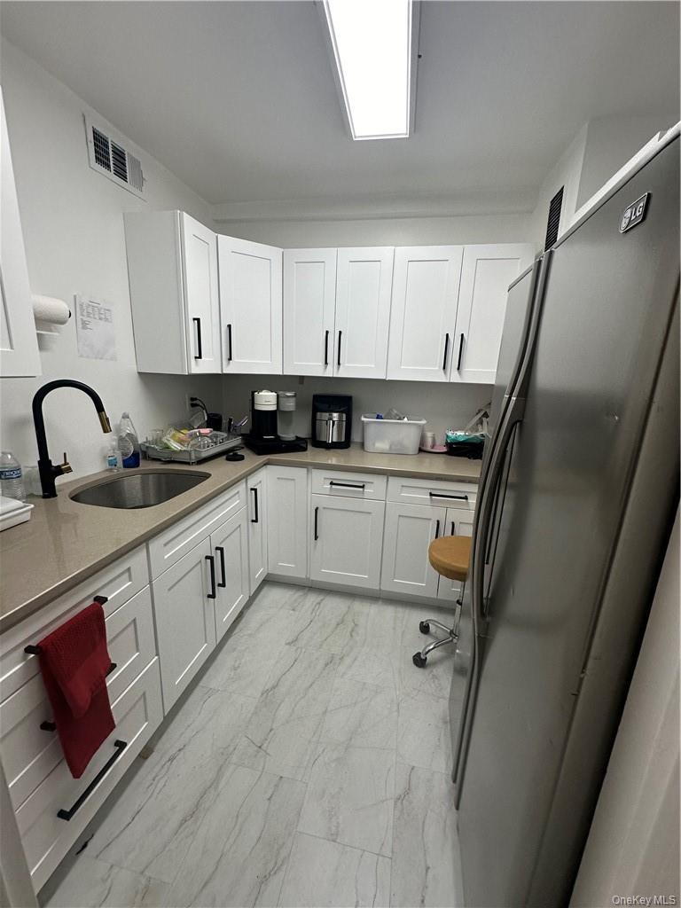 56 Doyer Avenue 1e & 1f Property Photo 7