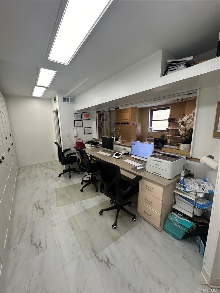 56 Doyer Avenue 1e & 1f Property Photo 22