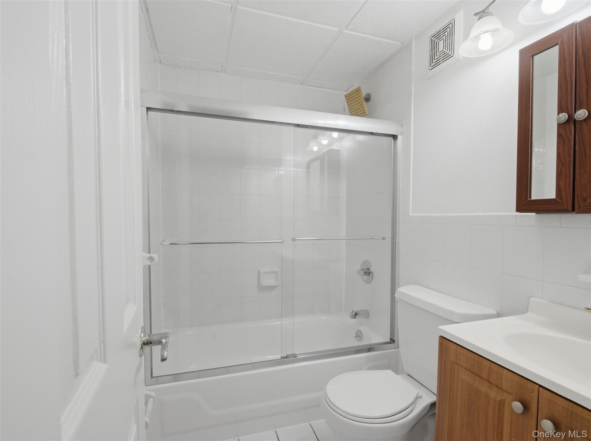 2668 Miles Avenue O2 Property Photo 7