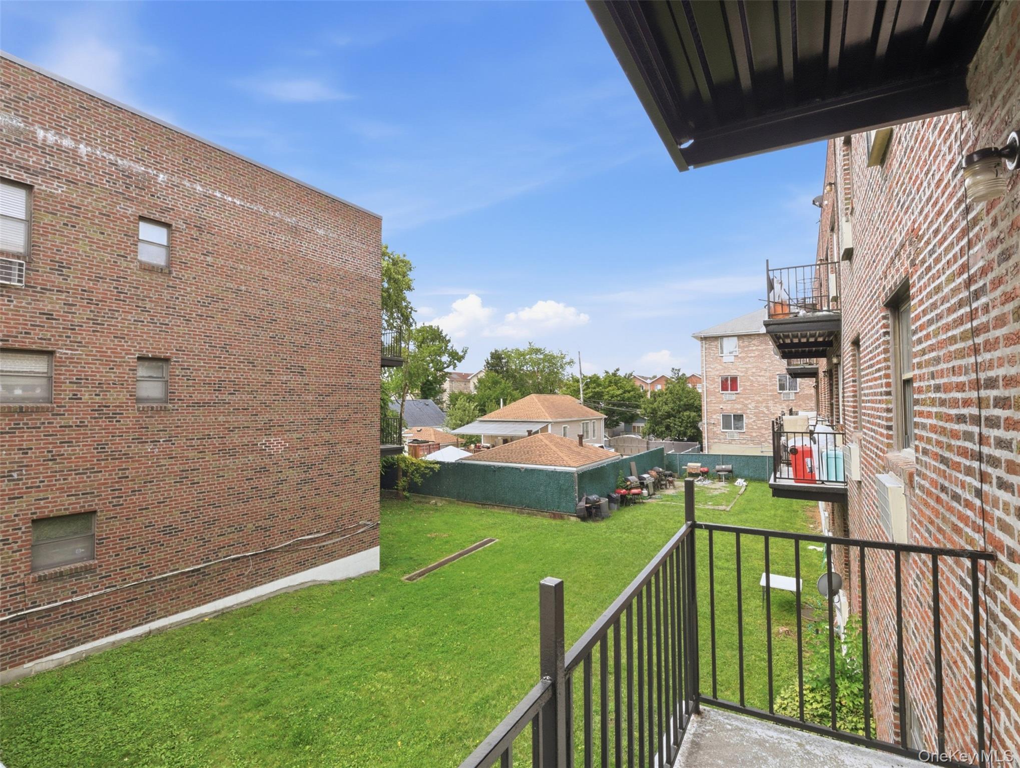 2668 Miles Avenue O2 Property Photo 15