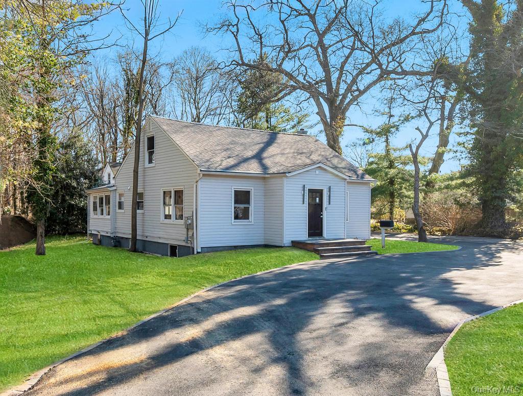 624 Townline Road Property Photo 1