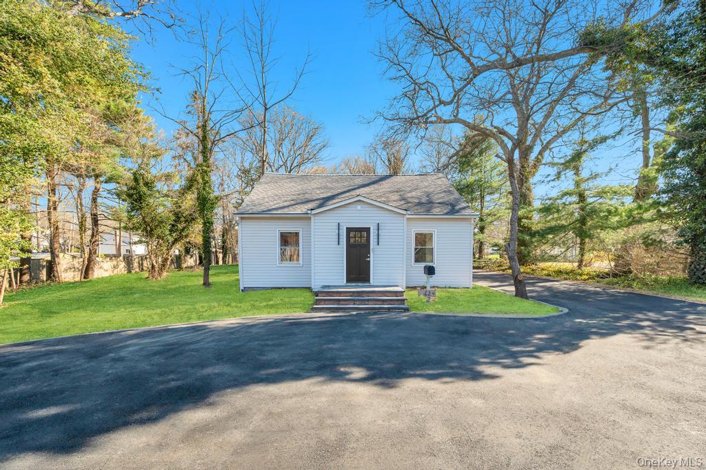 624 Townline Road Property Photo 5