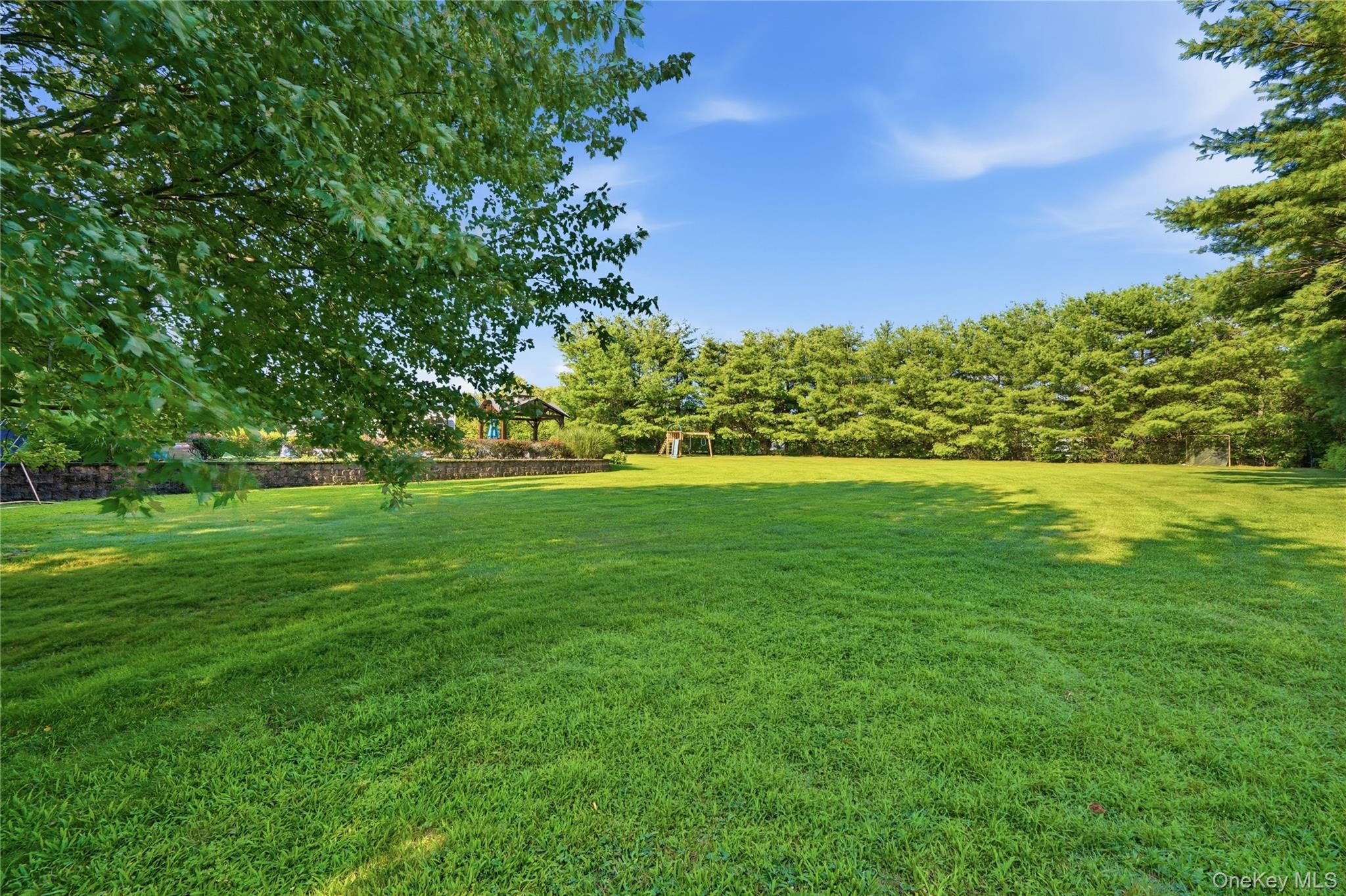 71 Triangle Lane Property Photo 17