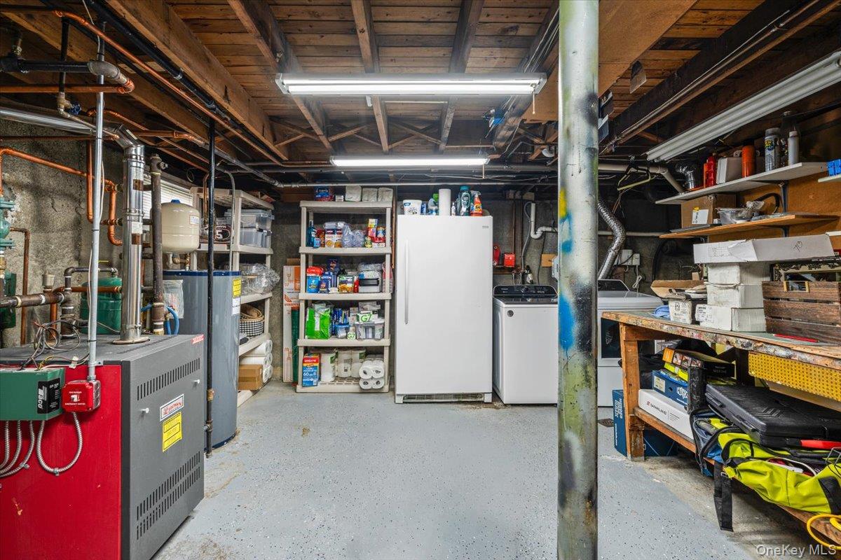 235 N Kings Avenue Property Photo 19
