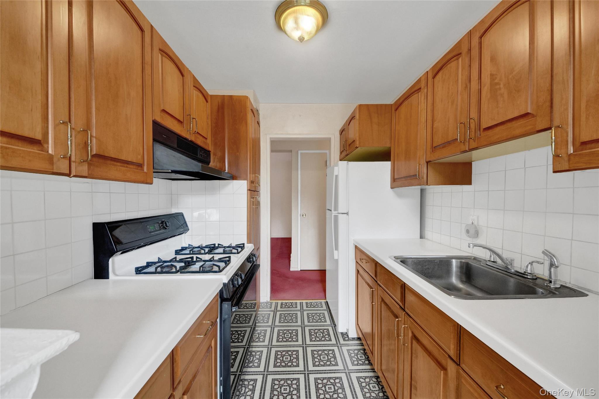 110 Dehaven Drive 416 Property Photo 3