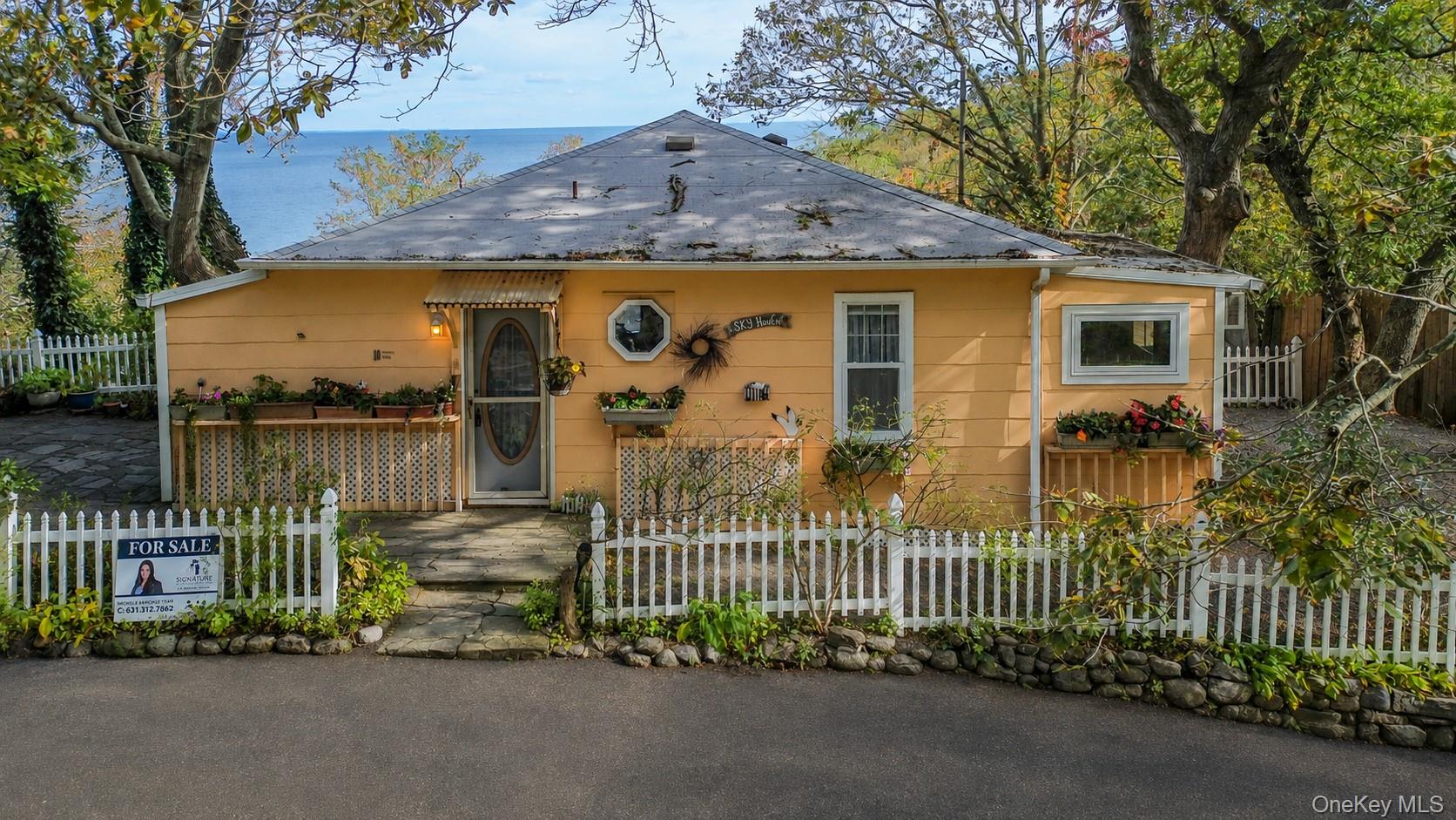 10 Acorn Path Property Photo 3