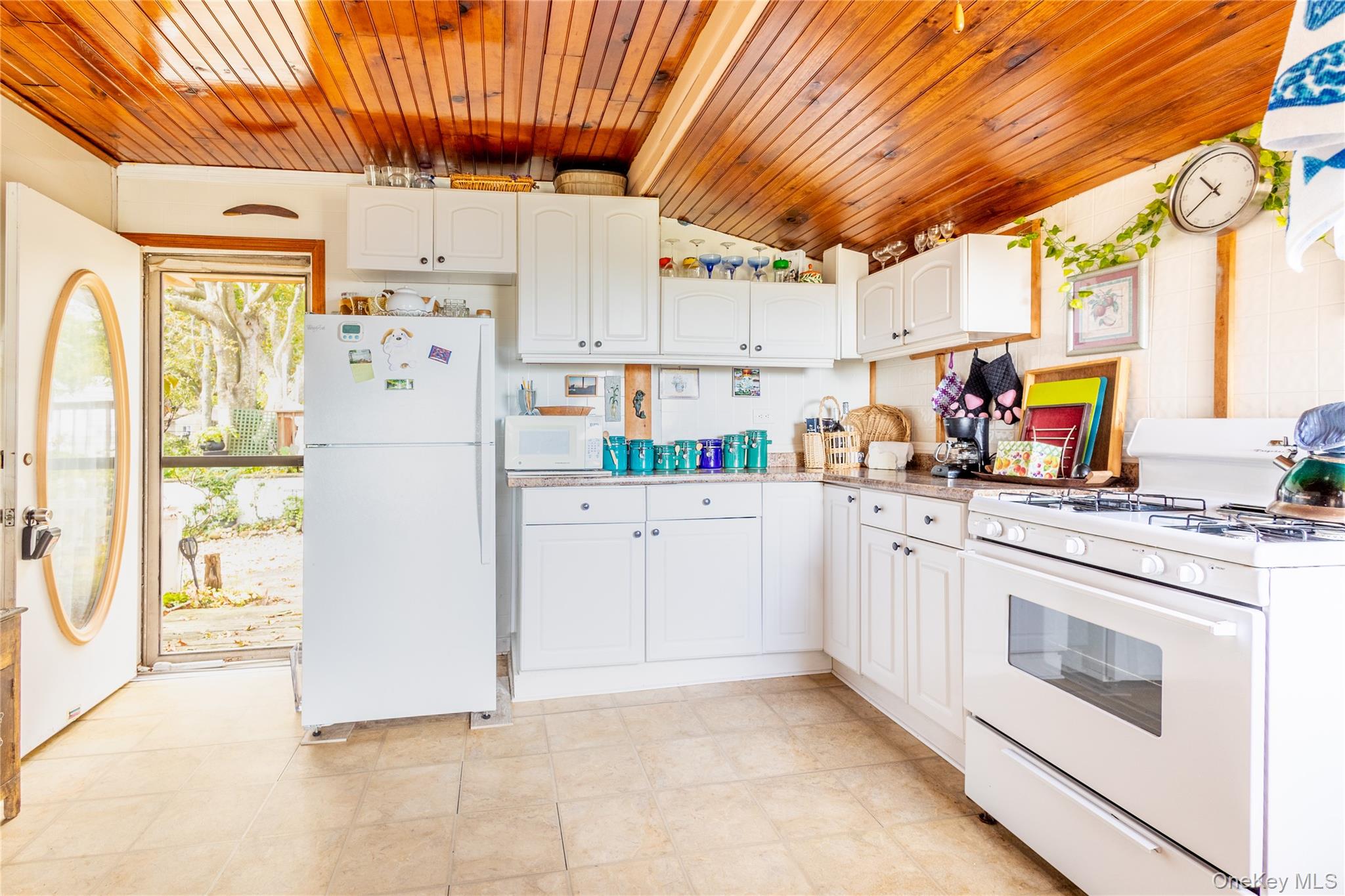 10 Acorn Path Property Photo 7