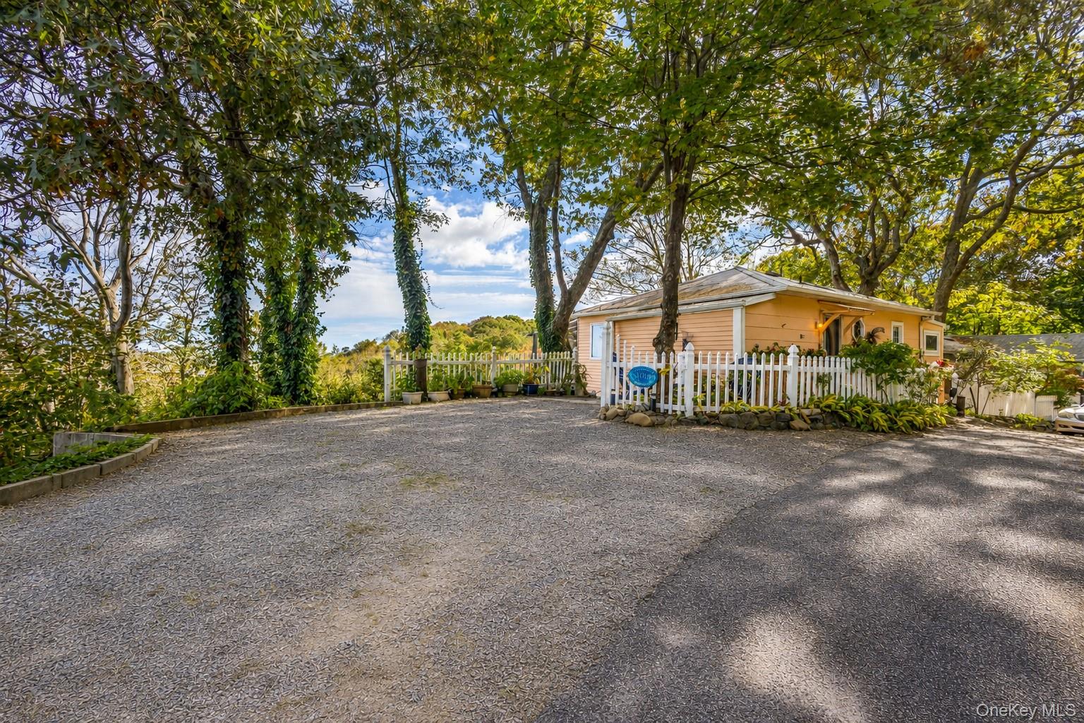 10 Acorn Path Property Photo 30