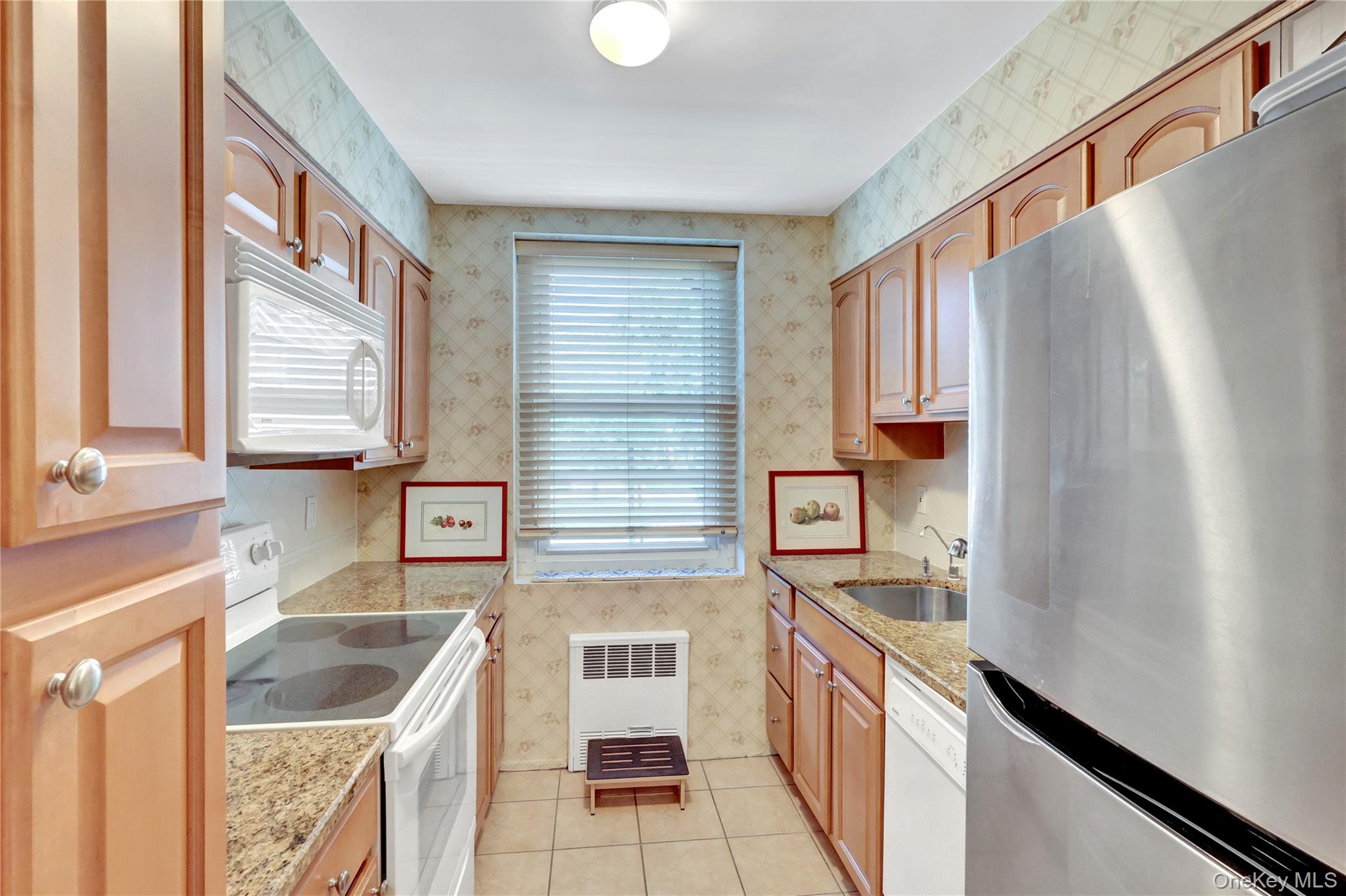 101 2nd Street B11 Property Photo 7