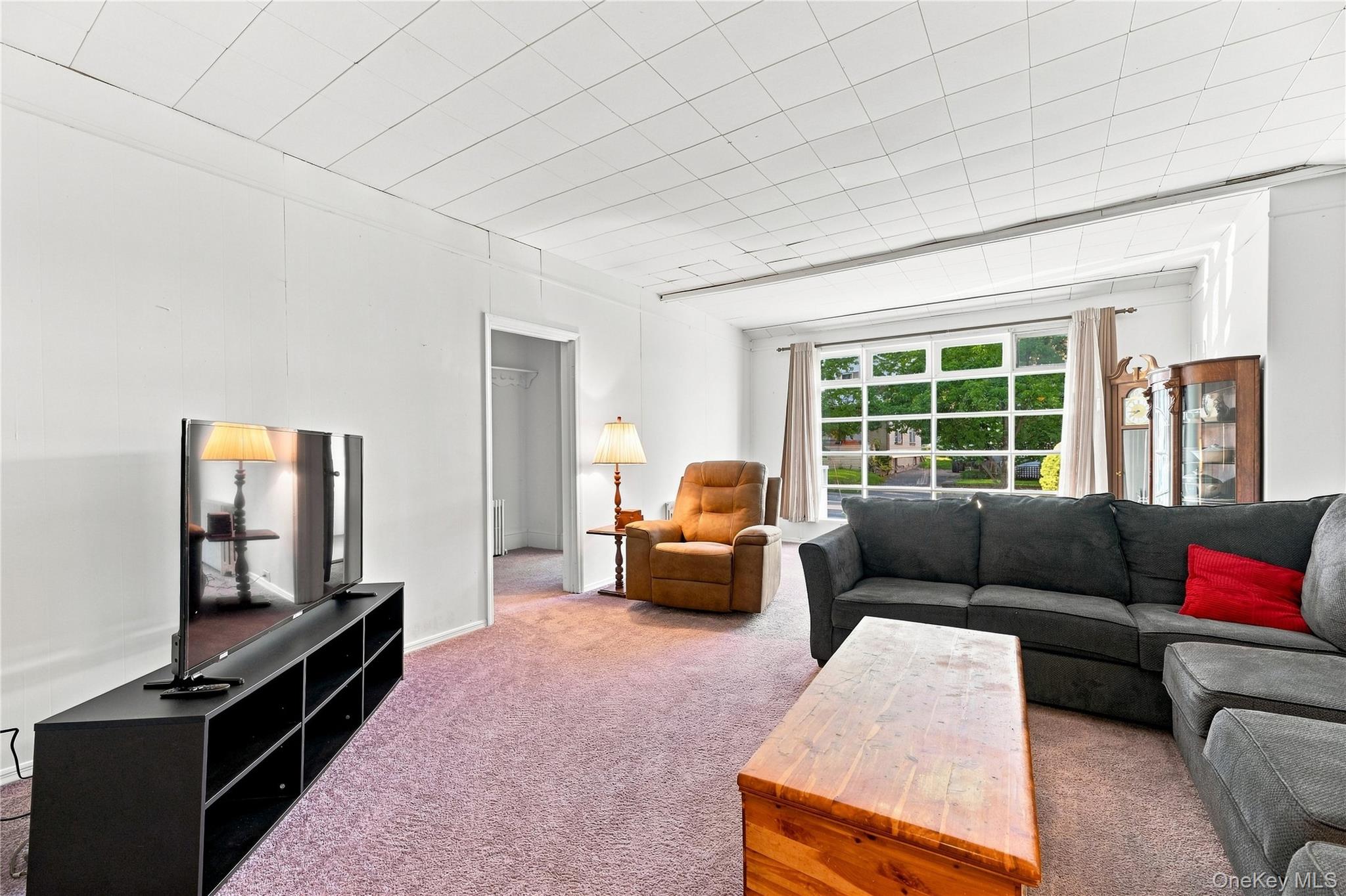 15 Maple Street Property Photo 7