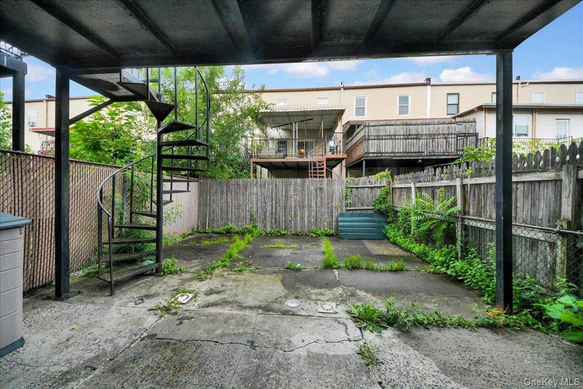2069 Cicero Avenue Property Photo 26