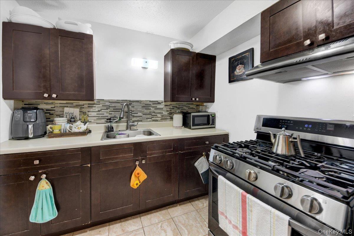 2069 Cicero Avenue Property Photo 34
