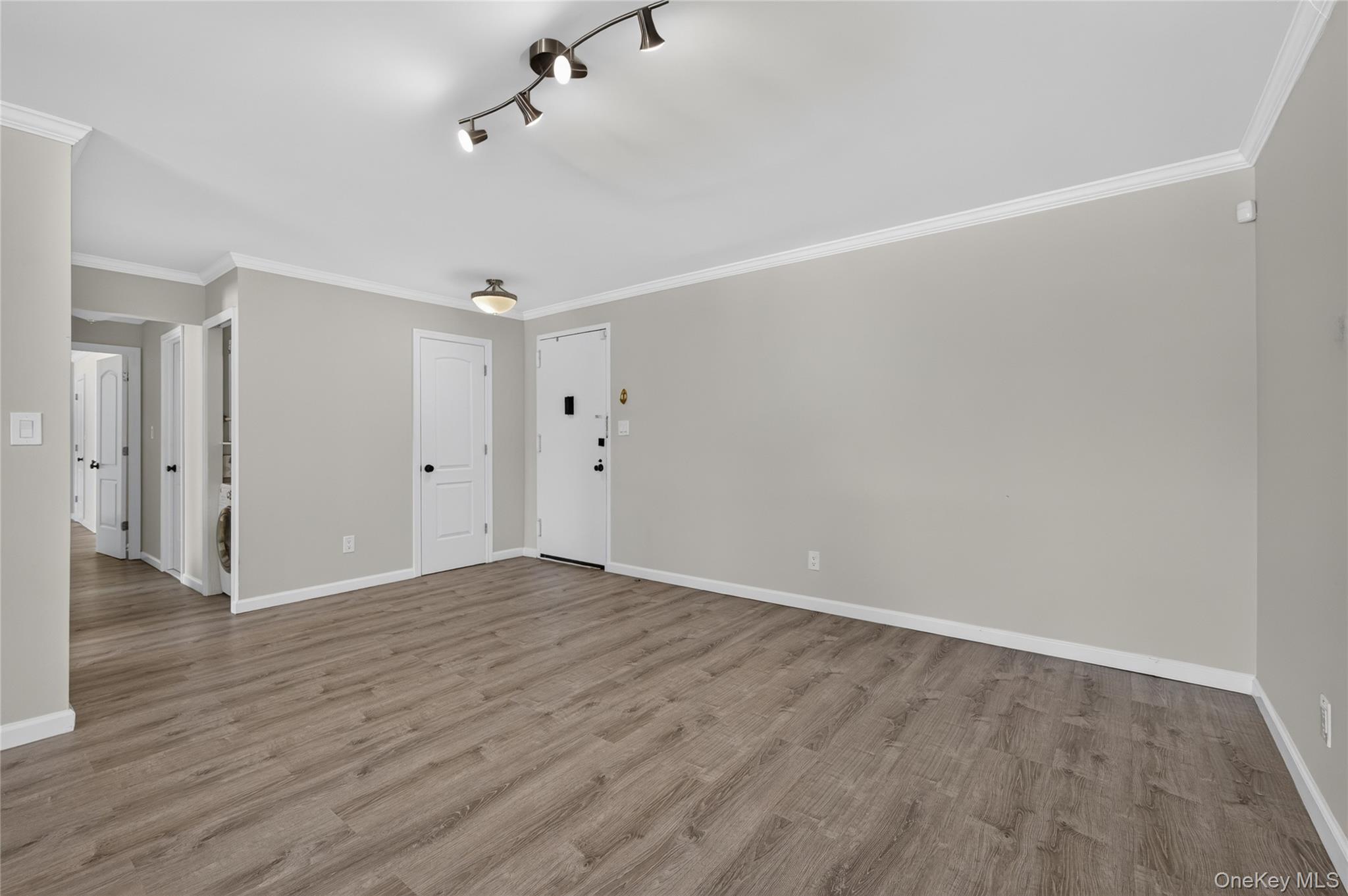 175 Maple 2m Property Photo 5