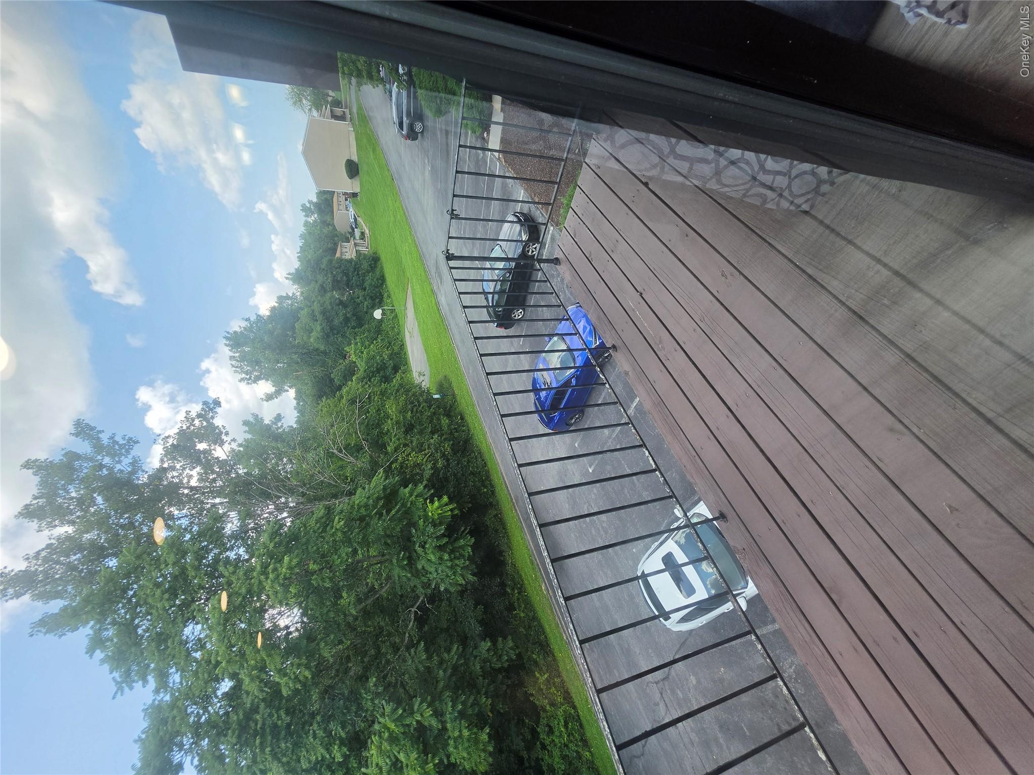 2104 Cherry Hill Drive Property Photo 22
