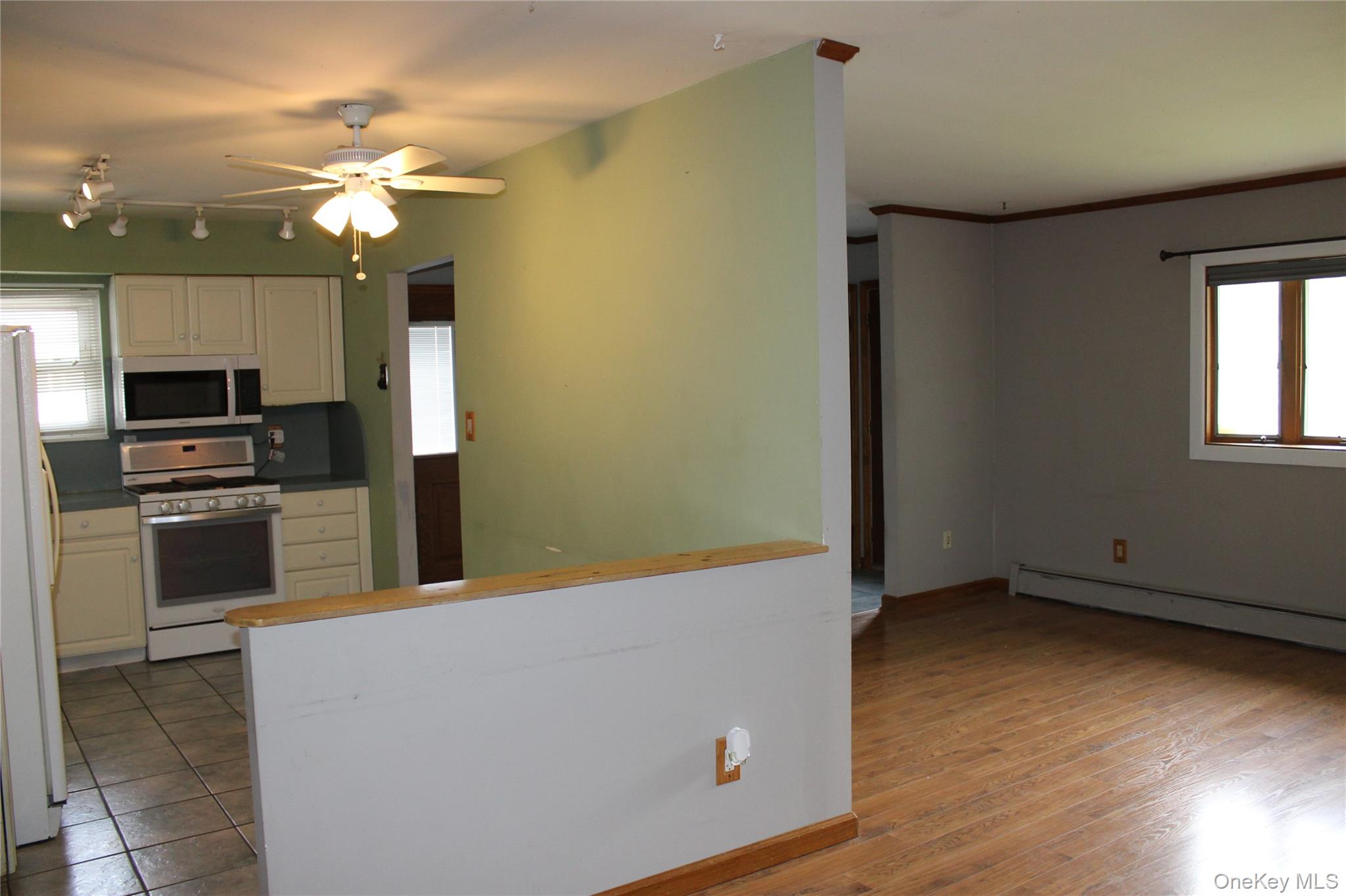 92 Lombardy Drive Property Photo 5