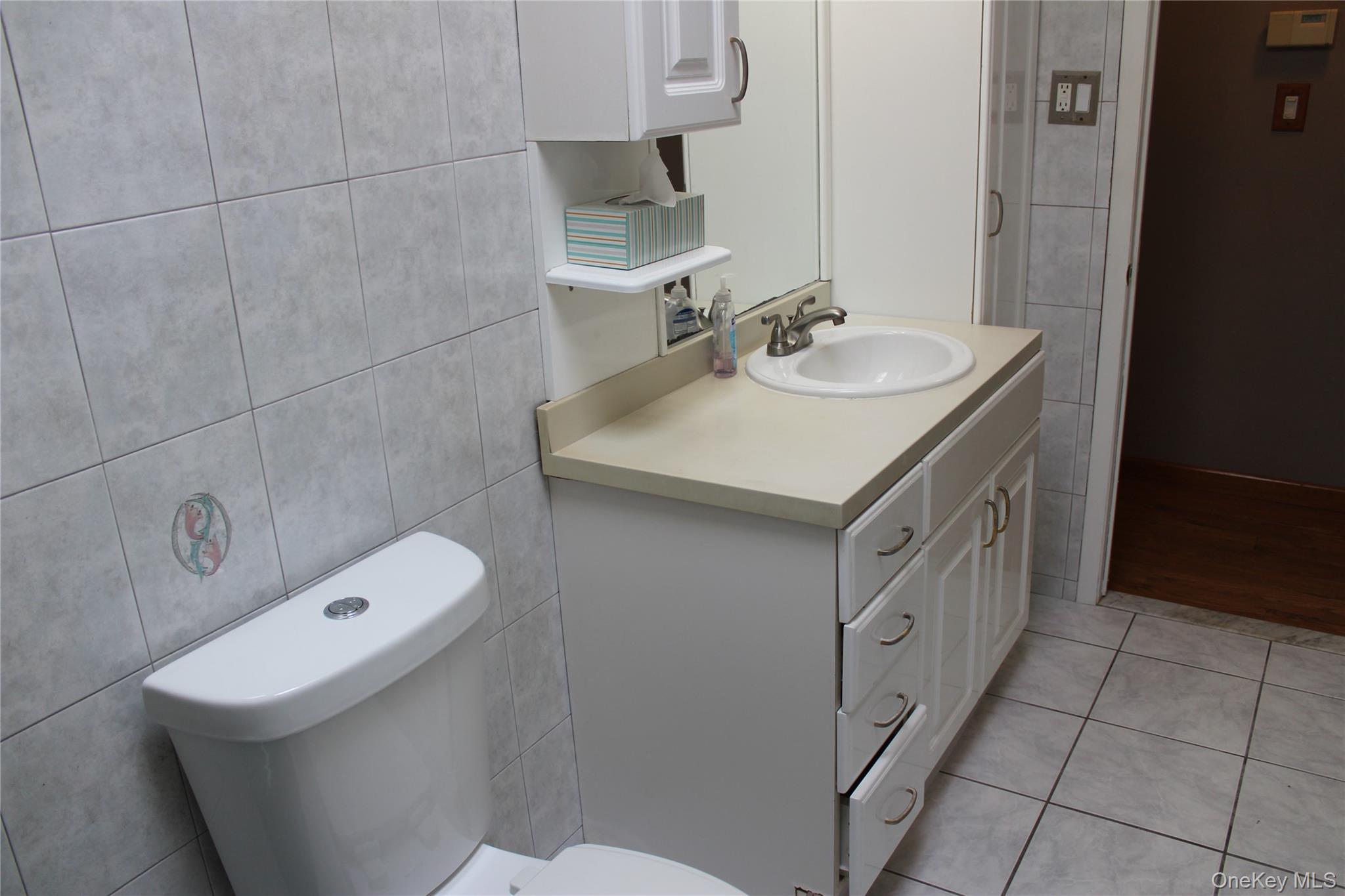 92 Lombardy Drive Property Photo 10