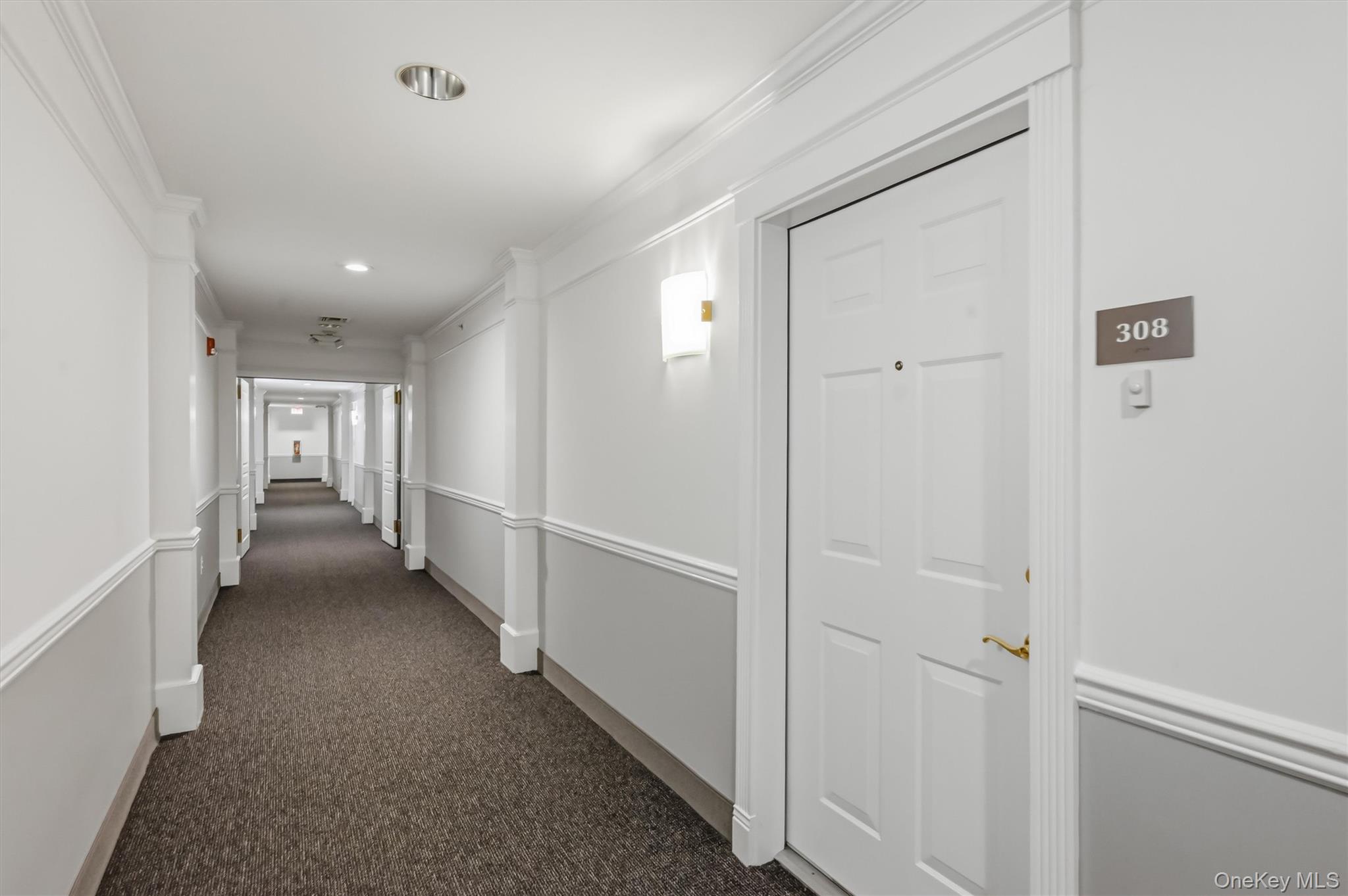 28 N De Baun Avenue 308 Property Photo 5