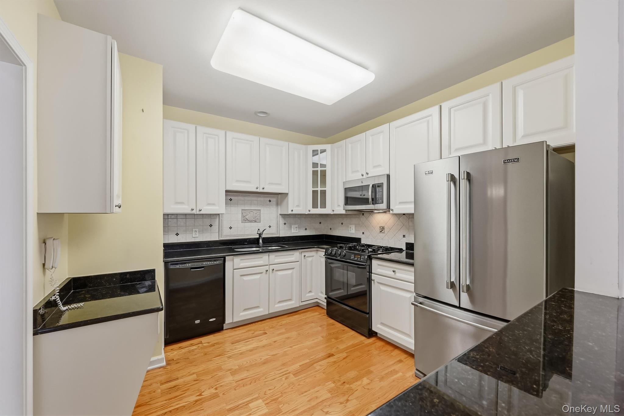28 N De Baun Avenue 308 Property Photo 13