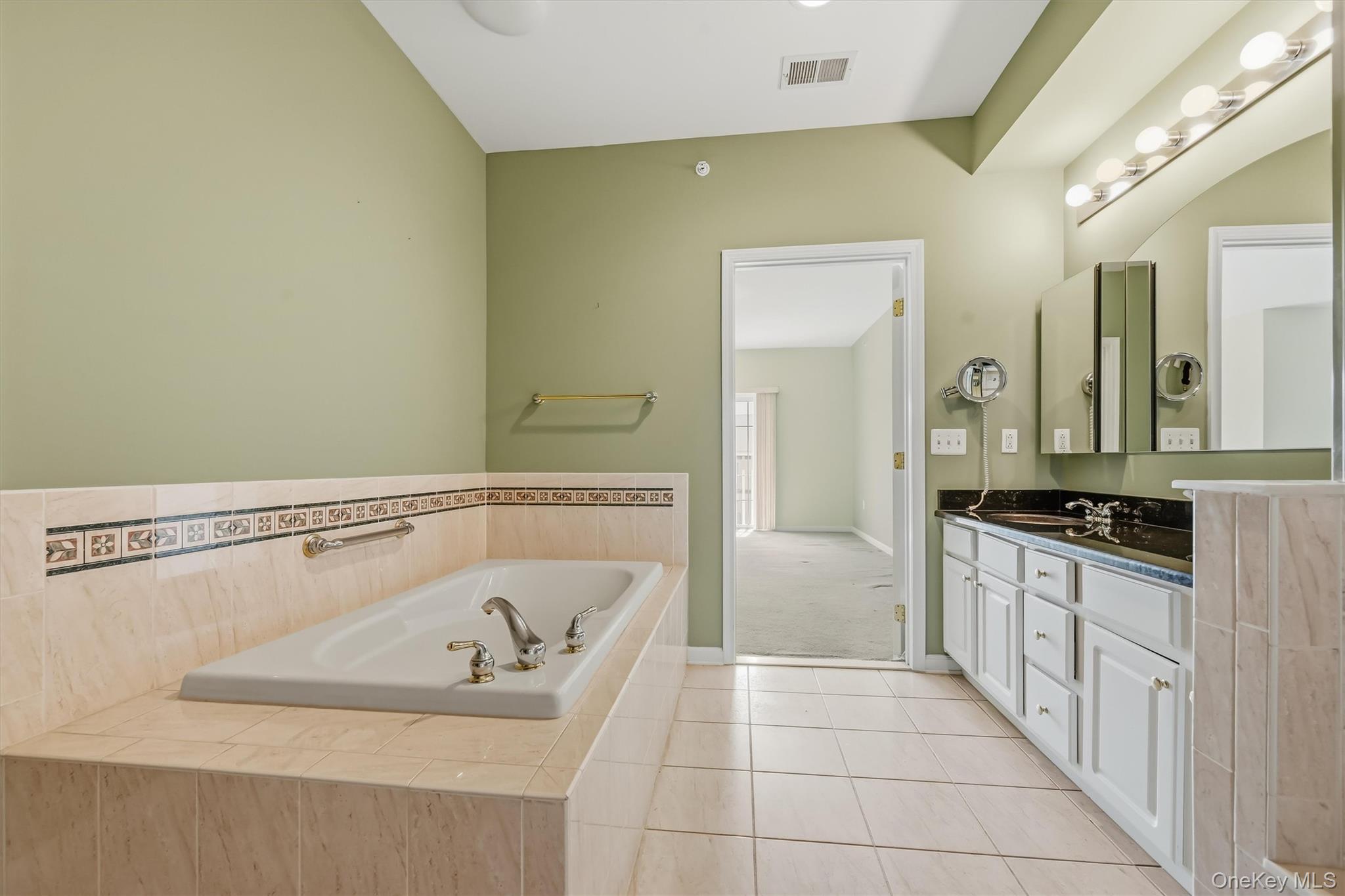 28 N De Baun Avenue 308 Property Photo 27