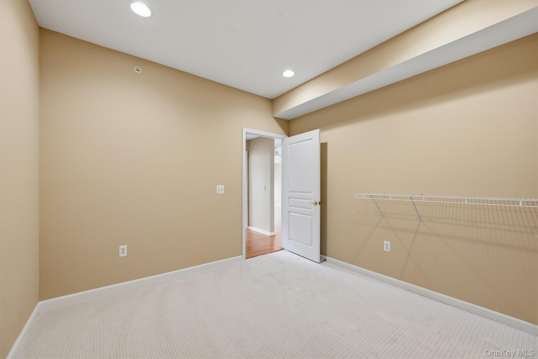 28 N De Baun Avenue 308 Property Photo 34
