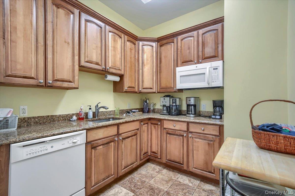 28 N De Baun Avenue 308 Property Photo 45
