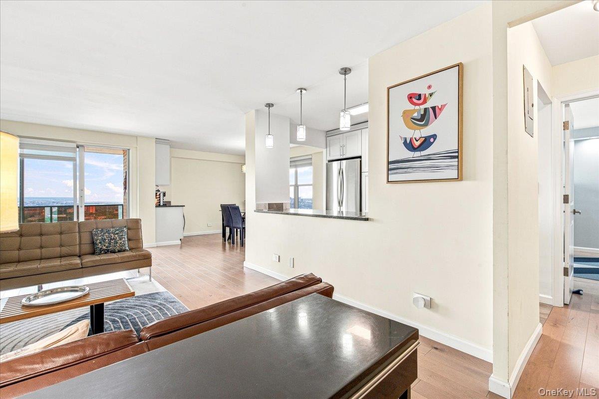 110-11 Queens Boulevard 29g Property Photo 10