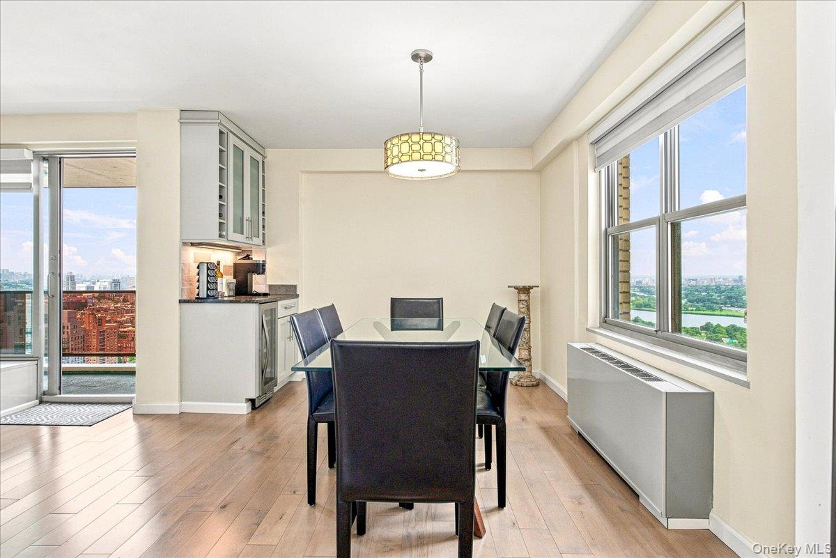 110-11 Queens Boulevard 29g Property Photo 16