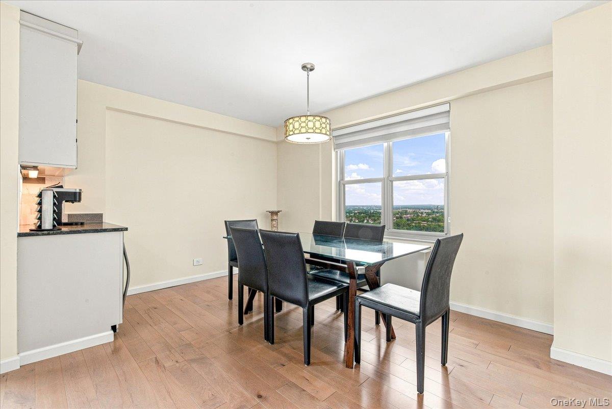 110-11 Queens Boulevard 29g Property Photo 17