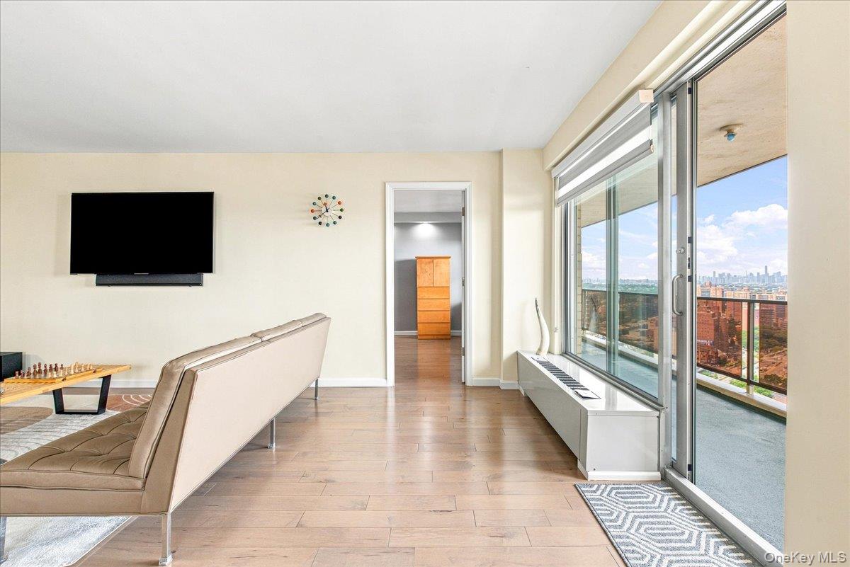 110-11 Queens Boulevard 29g Property Photo 20