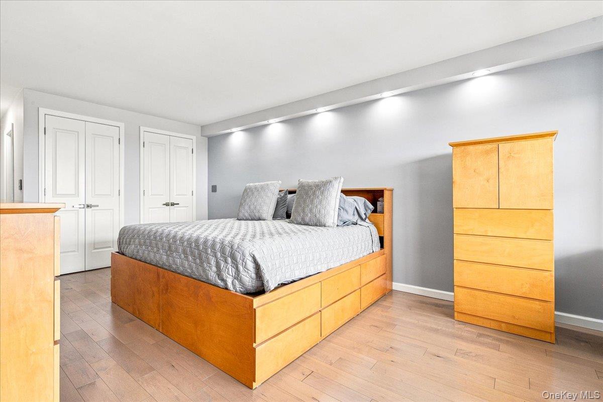110-11 Queens Boulevard 29g Property Photo 28