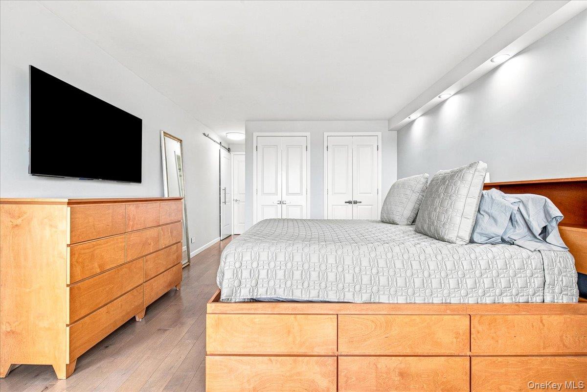 110-11 Queens Boulevard 29g Property Photo 30