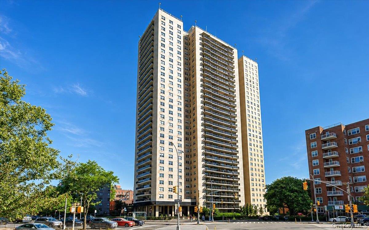 110-11 Queens Boulevard 29g Property Photo 39