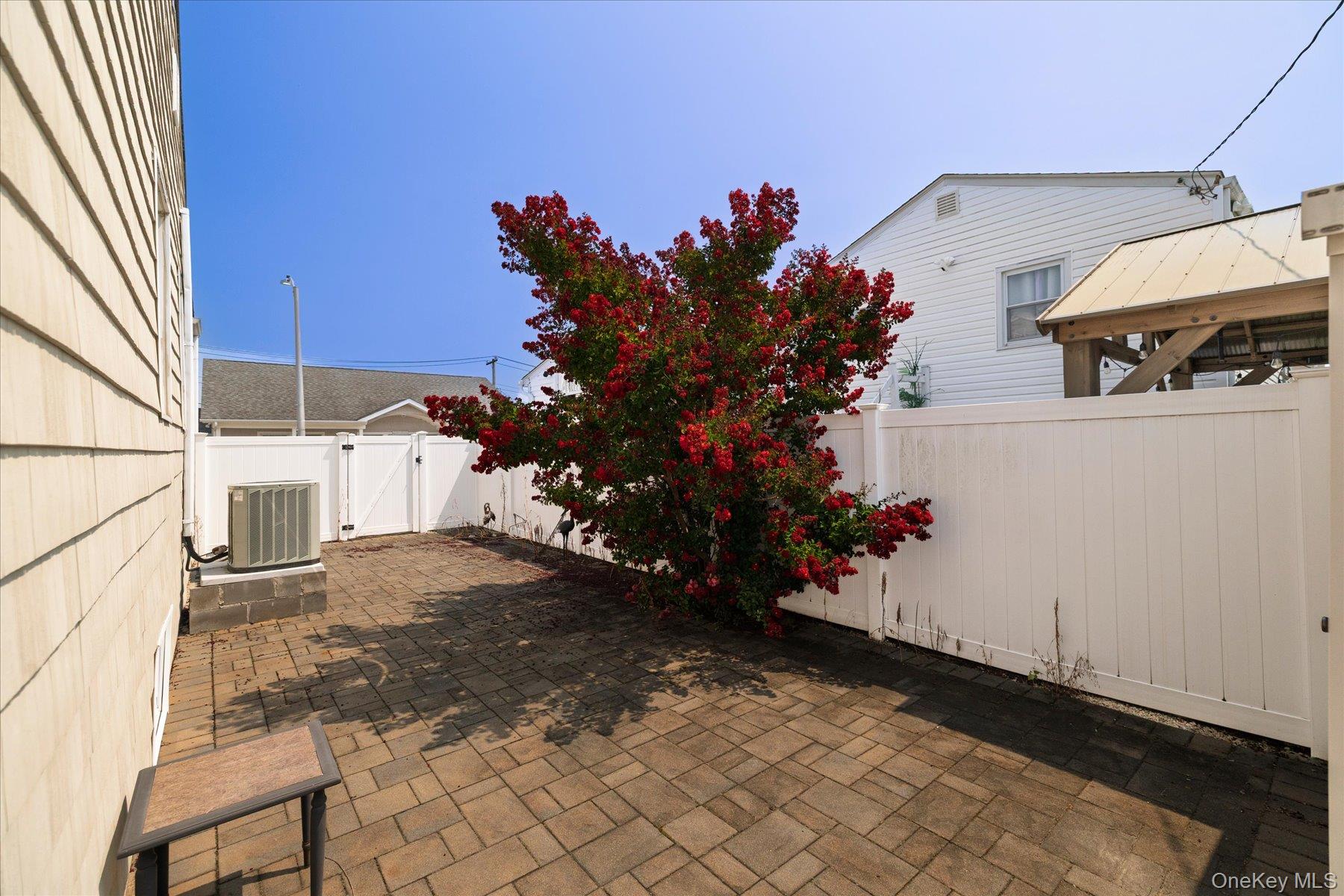 39 Vinton Street Property Photo 17