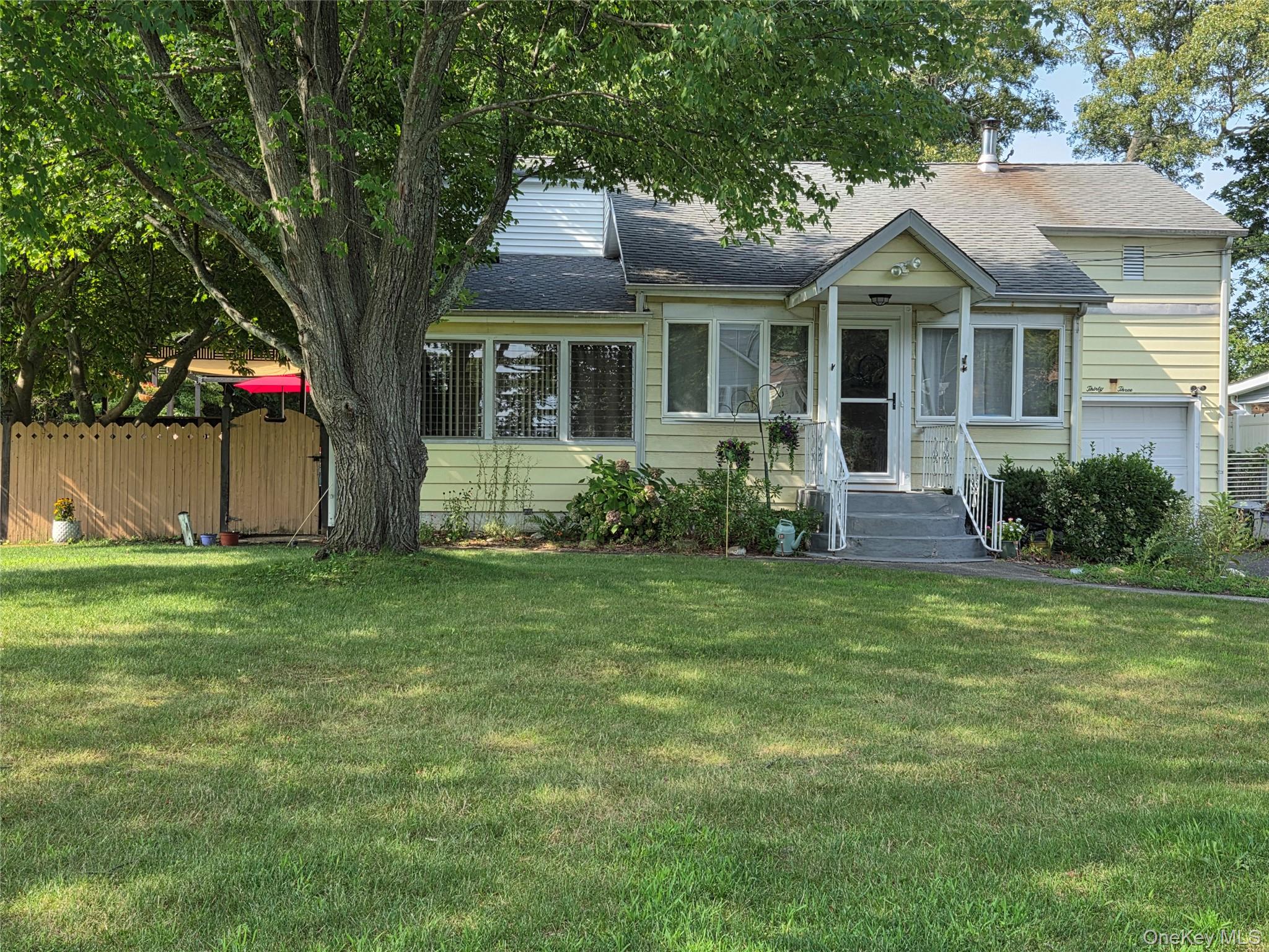 33 Elmwood Avenue Property Photo 3