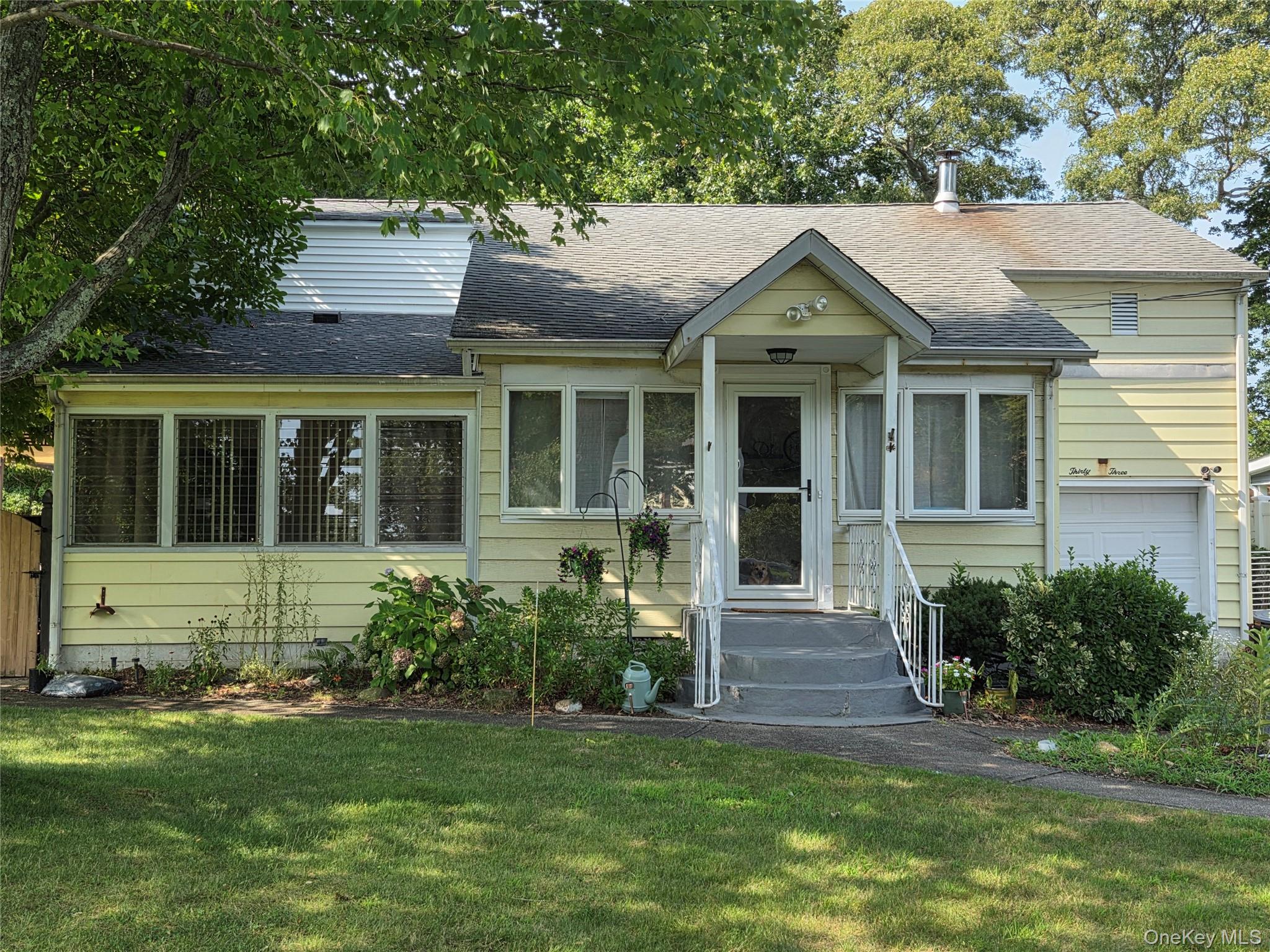 33 Elmwood Avenue Property Photo 6