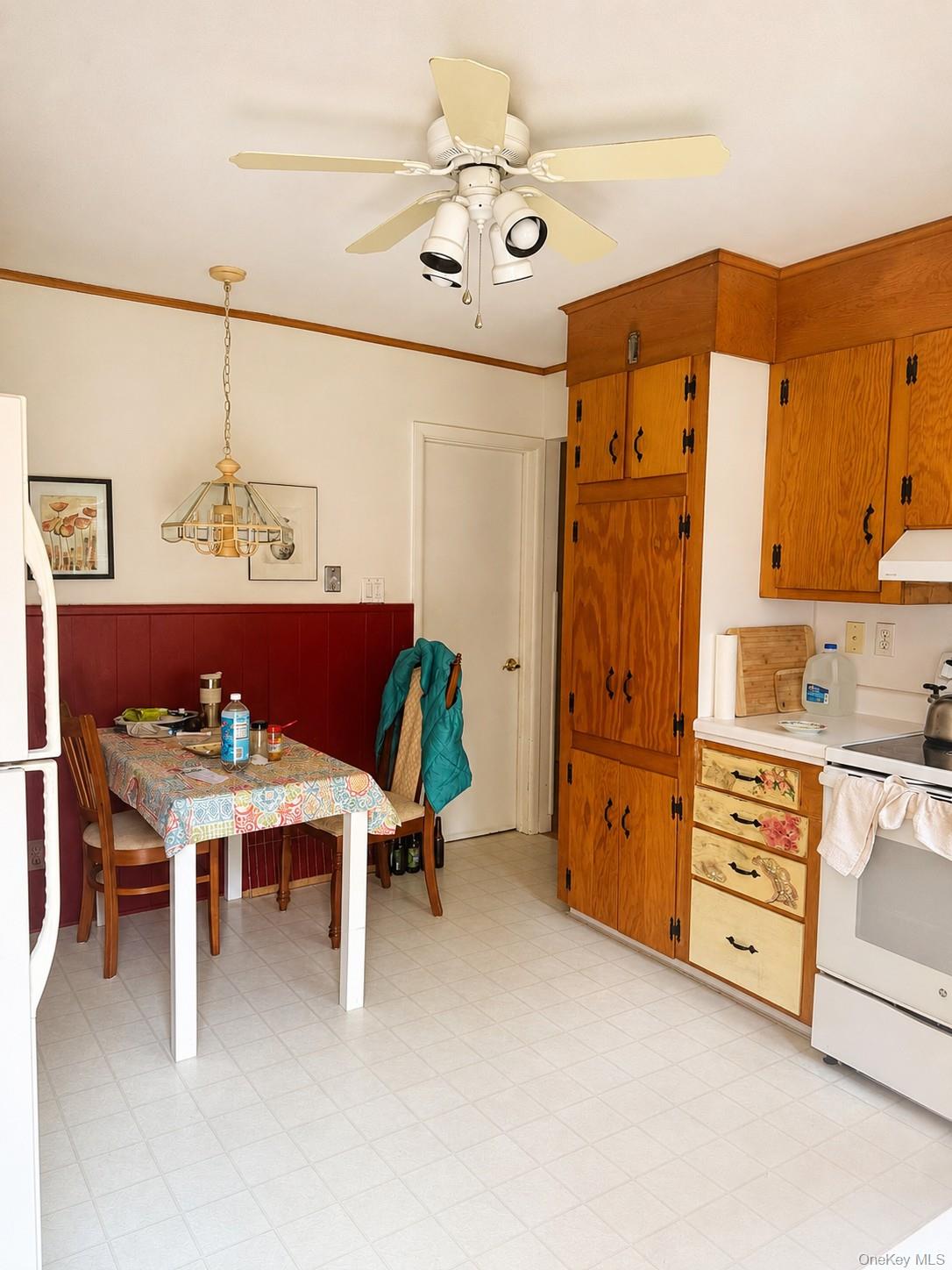 183 White Road Property Photo 15