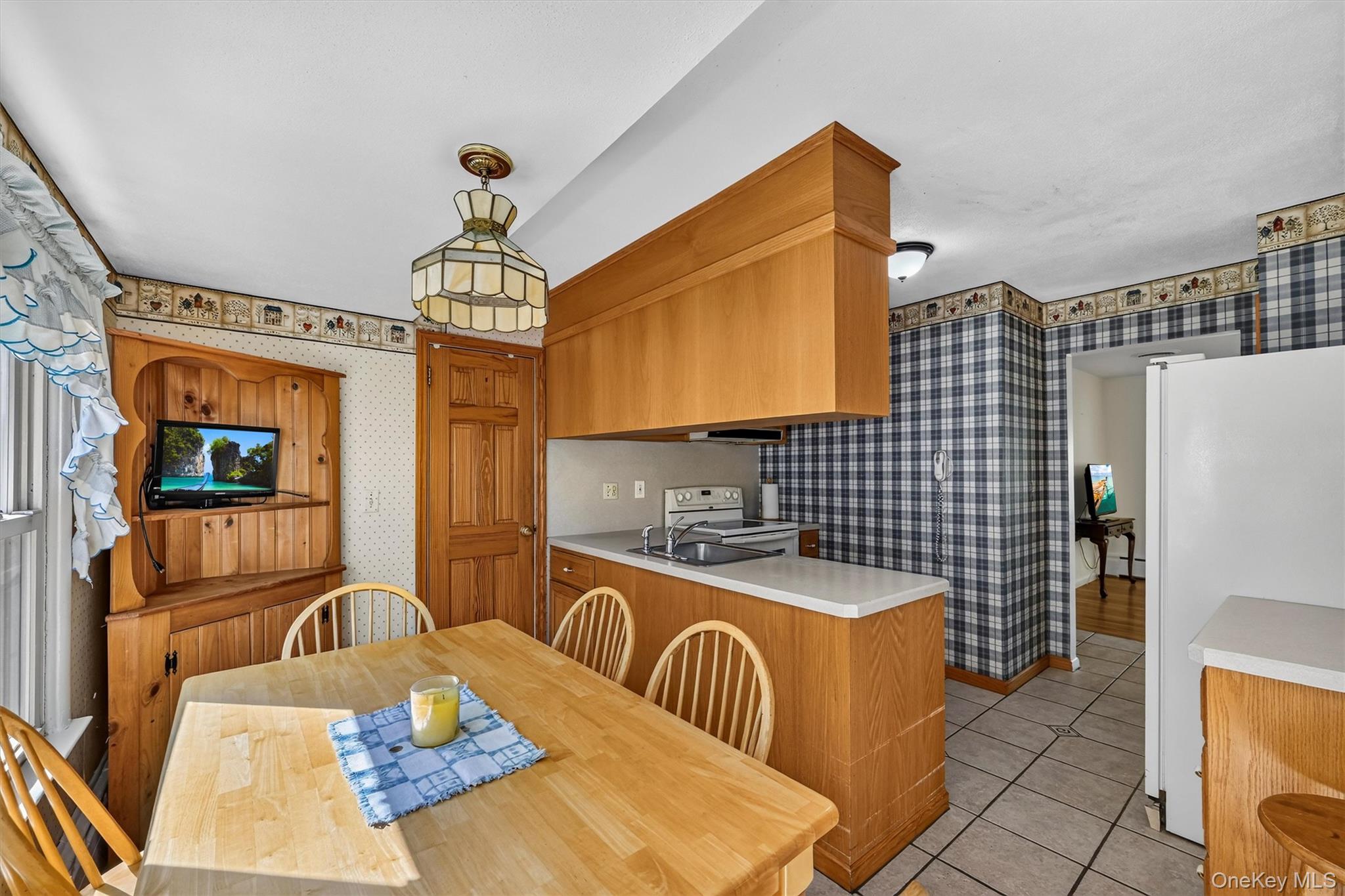 24 Meadow Street Property Photo 12