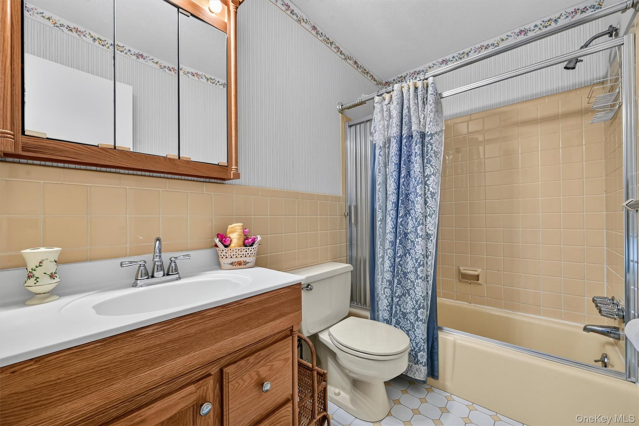 24 Meadow Street Property Photo 18