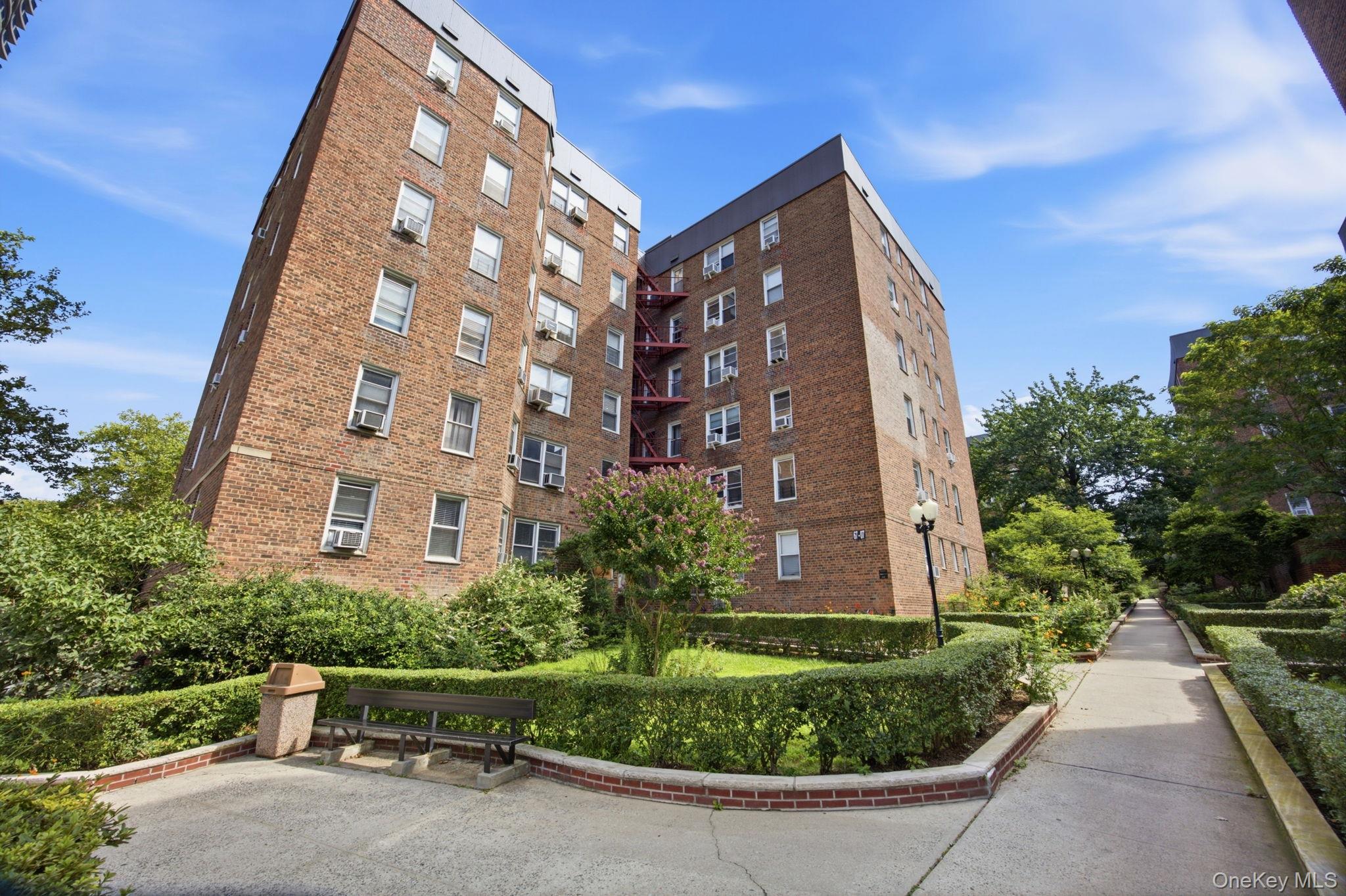 67-07 Yellowstone Boulevard 6f Property Photo 16