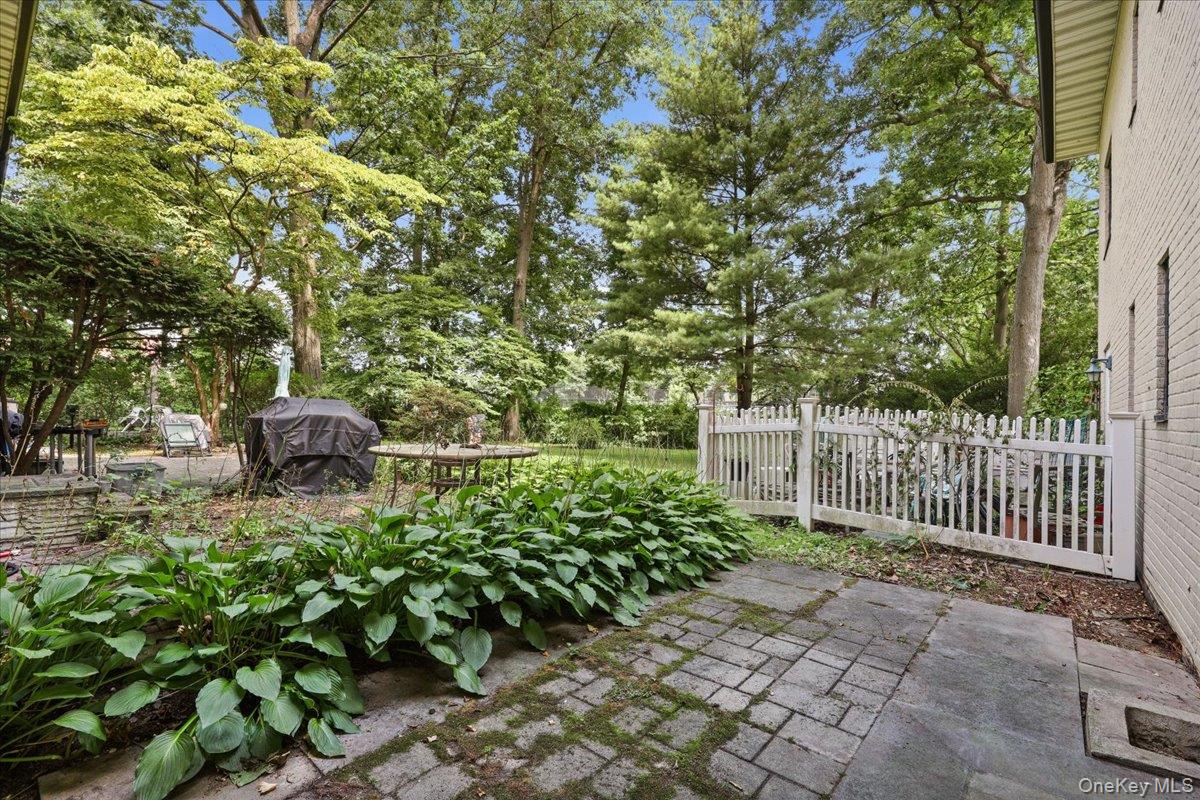 5 Whitehall Road 1l Property Photo 14