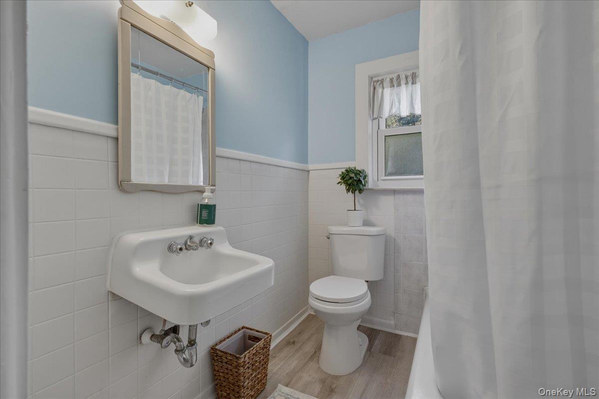 5 Coles Place Property Photo 16