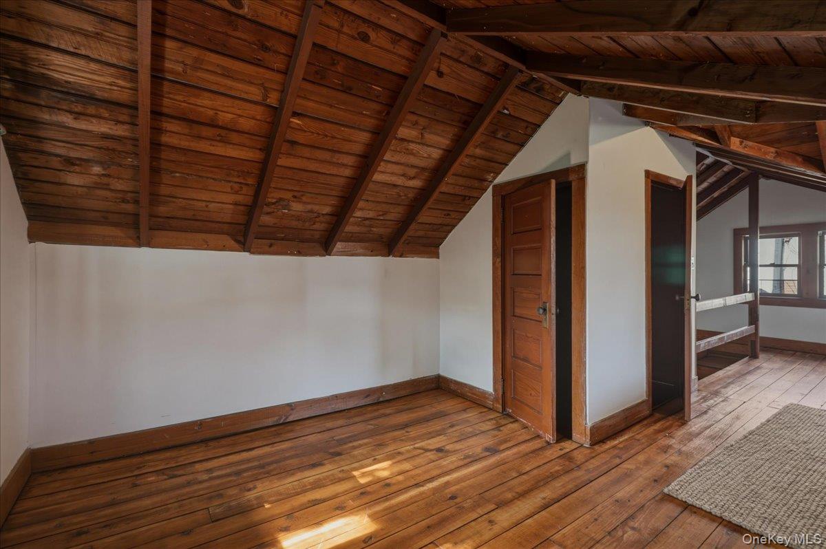 5 Coles Place Property Photo 25