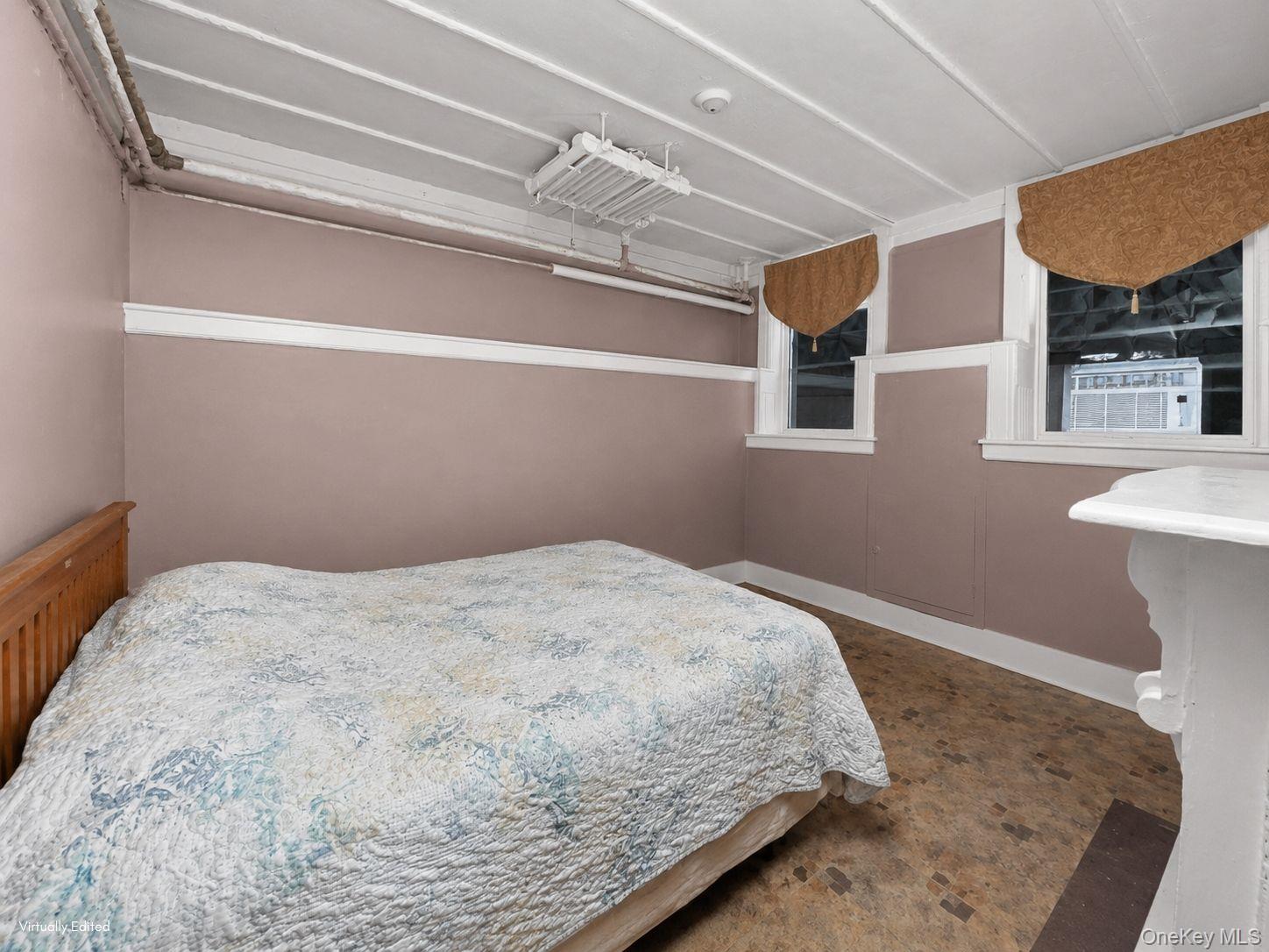 32-17 46 Street Property Photo 9
