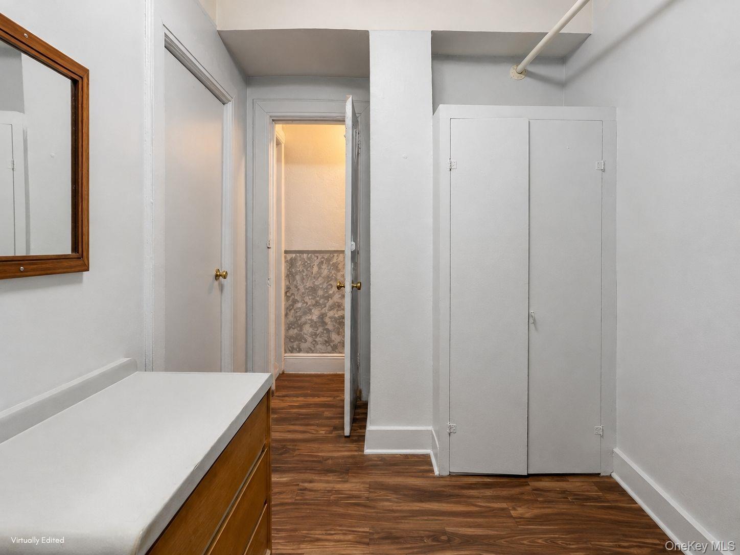 32-17 46 Street Property Photo 12