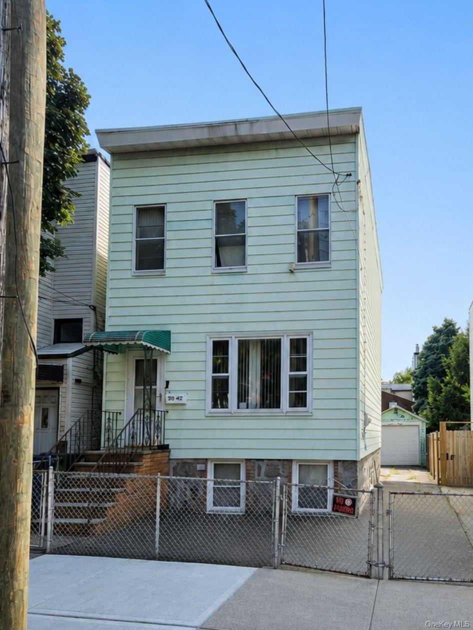 20-42 41st Street Property Photo 1