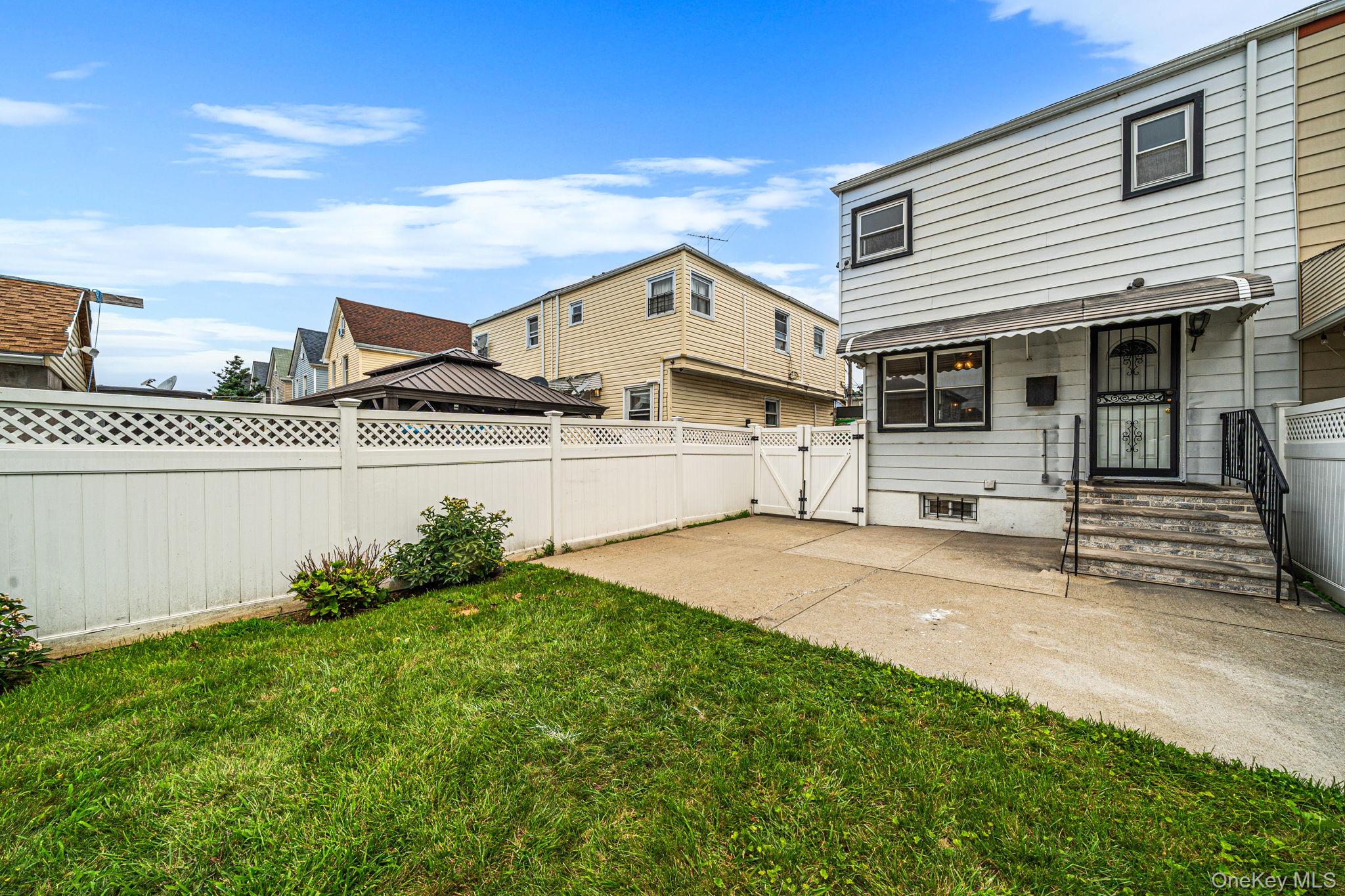 2444 Ericsson Street Property Photo 6