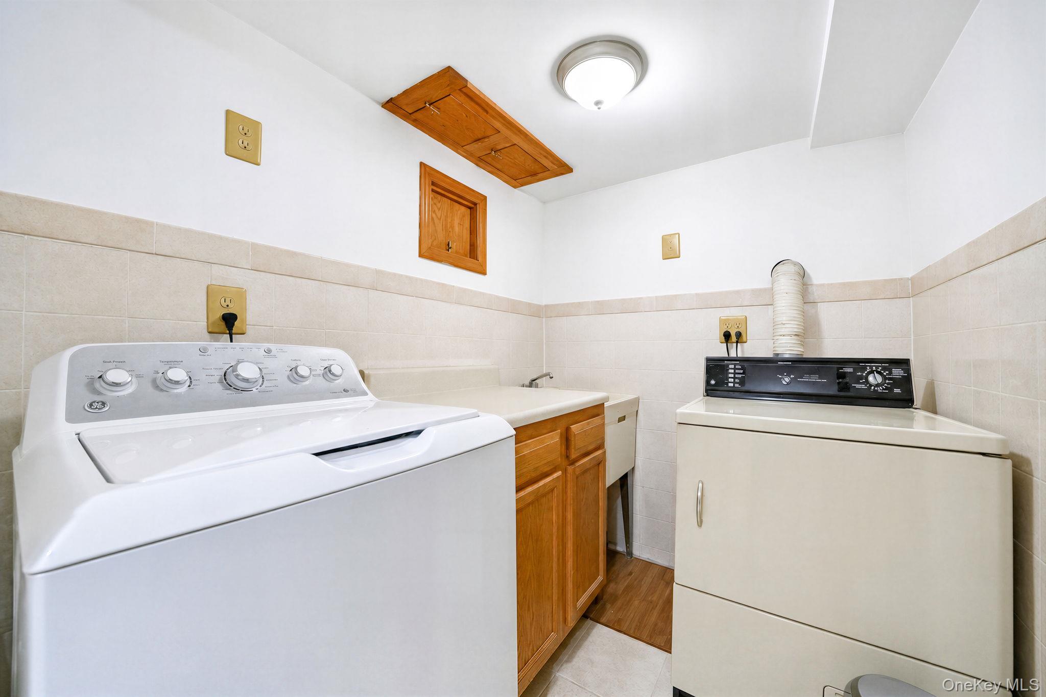 2444 Ericsson Street Property Photo 24